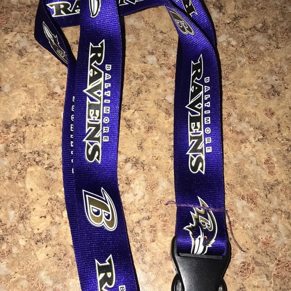 NWOT NFL Ravens Keyholder